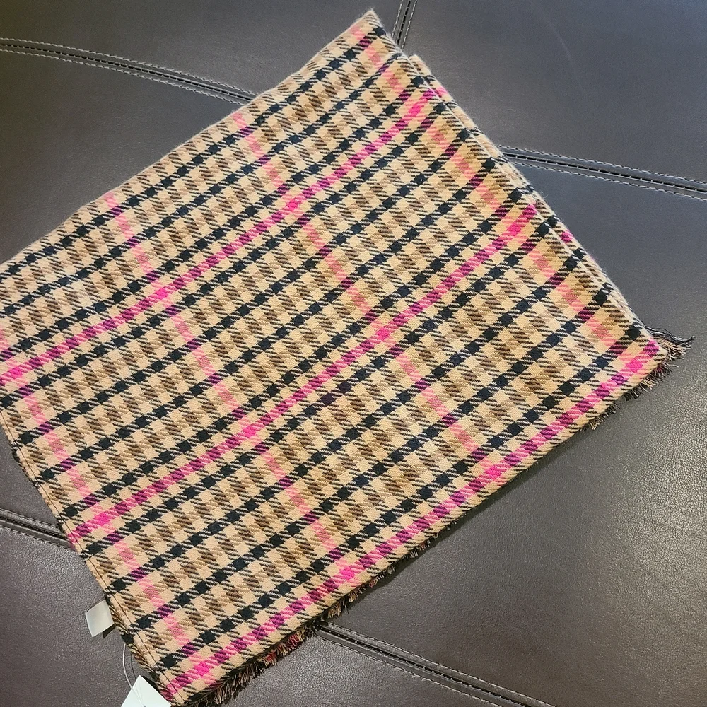 Scarf - Picture 4 of 4